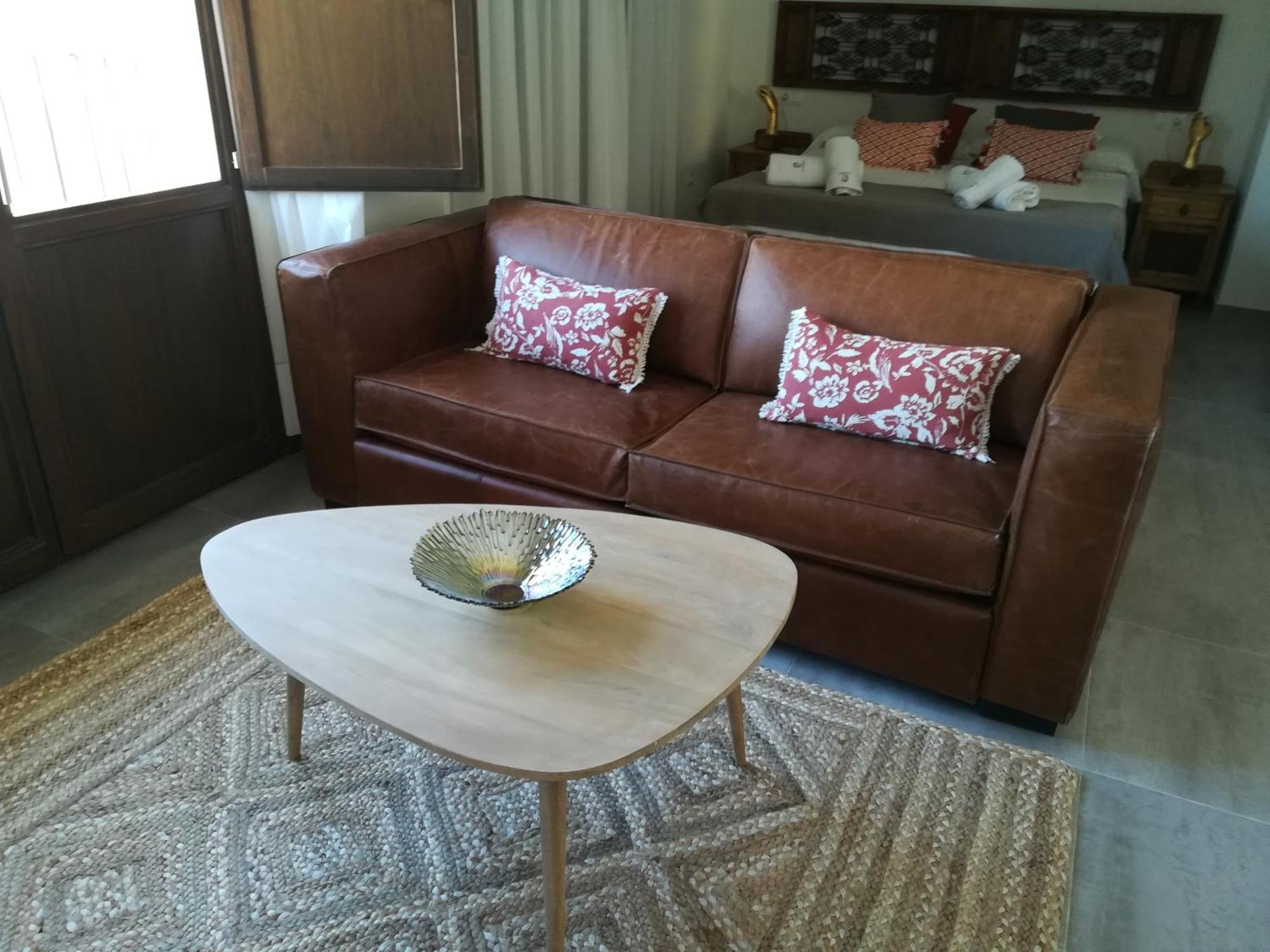 Apartamentos El Marques Málaga Kültér fotó
