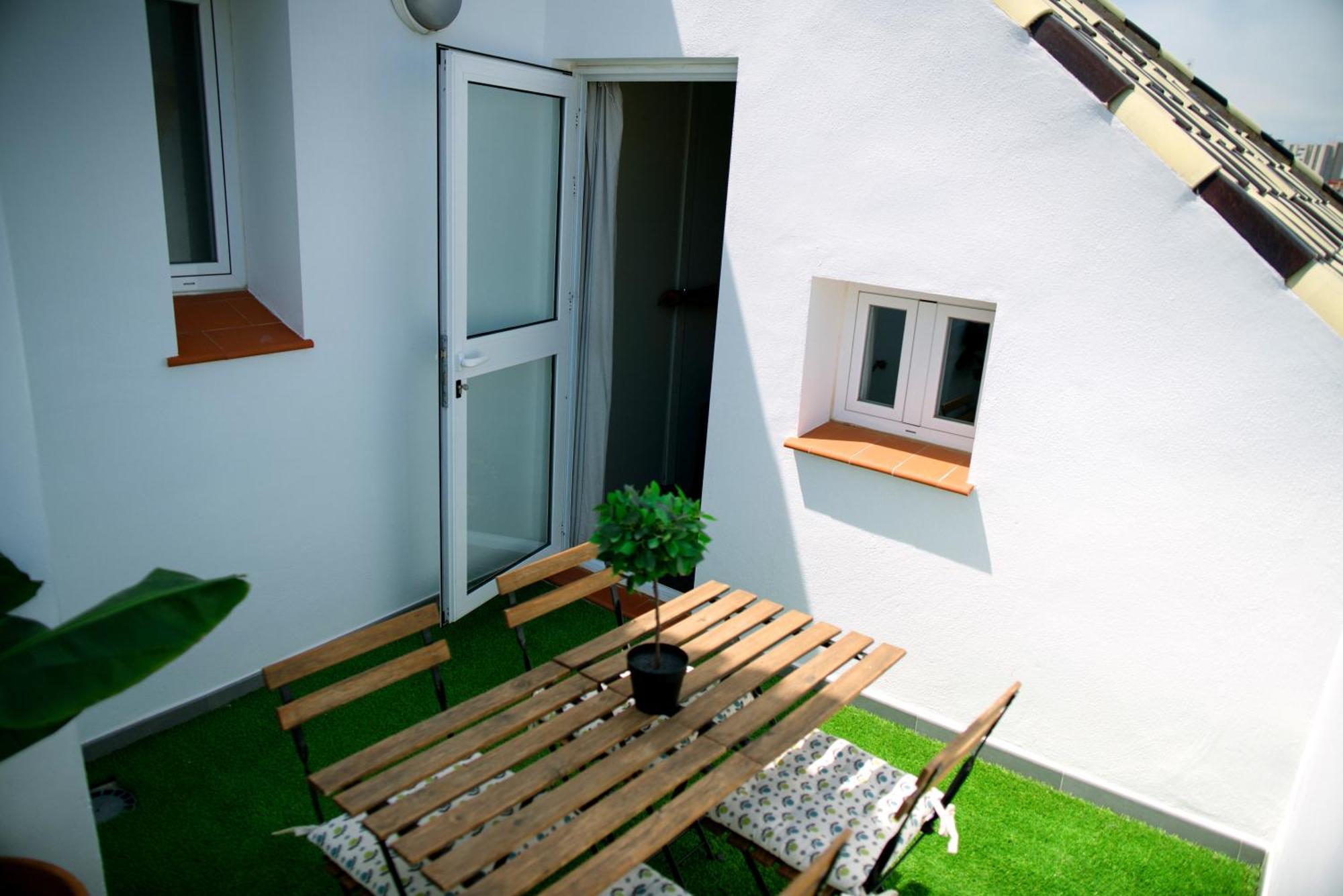 Apartamentos El Marques Málaga Kültér fotó