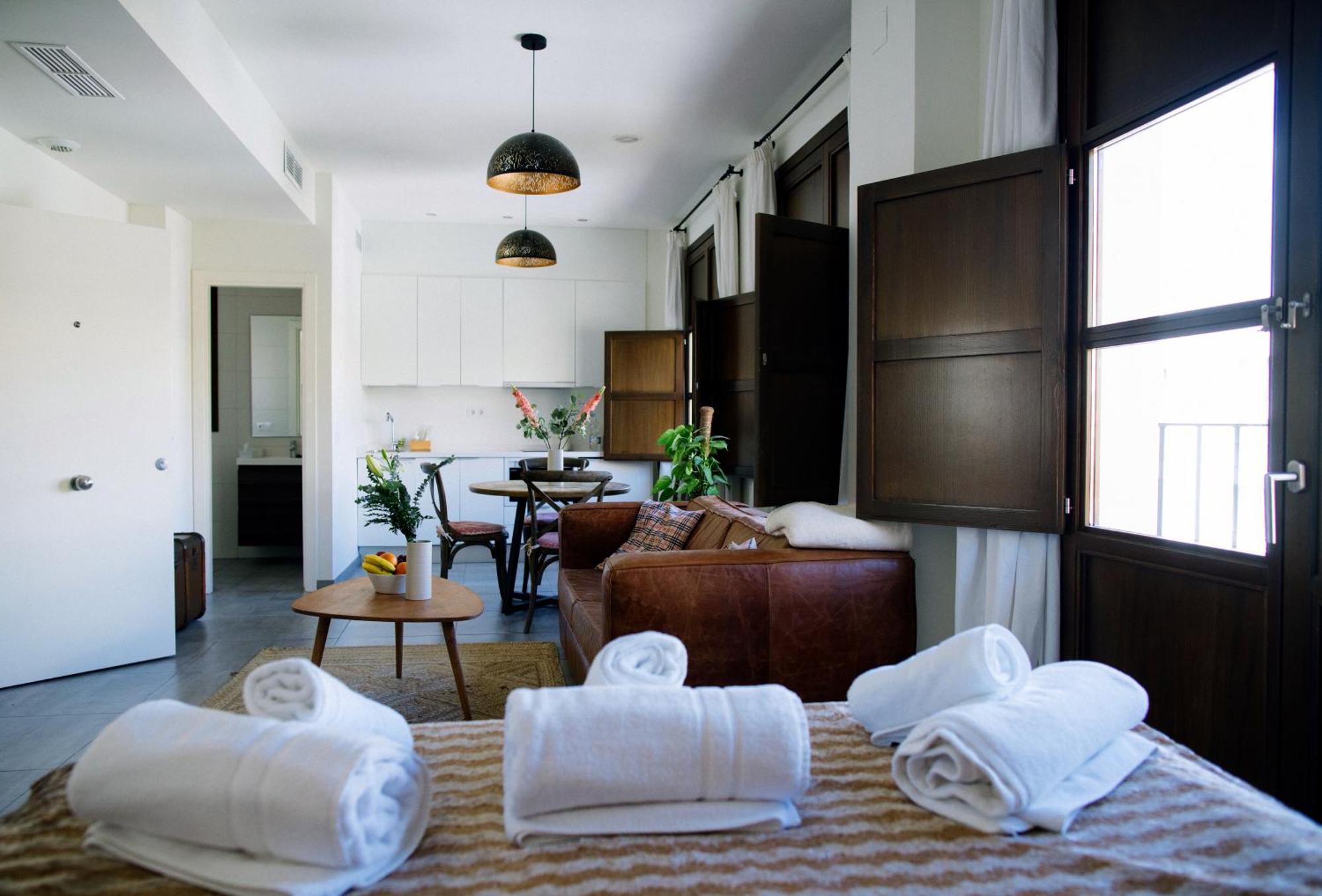Apartamentos El Marques Málaga Kültér fotó