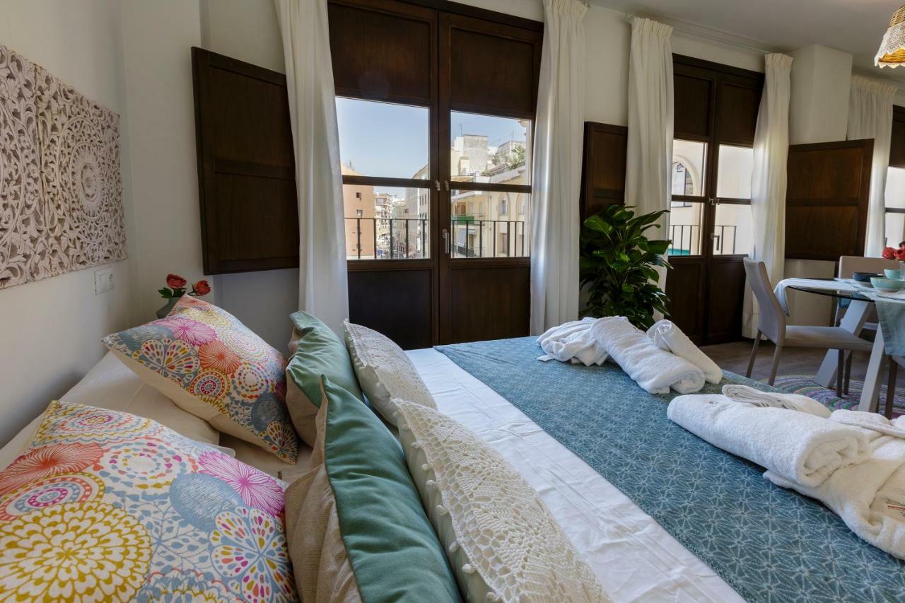 Apartamentos El Marques Málaga Kültér fotó