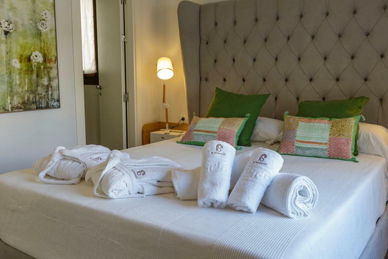 Apartamentos El Marques Málaga Kültér fotó