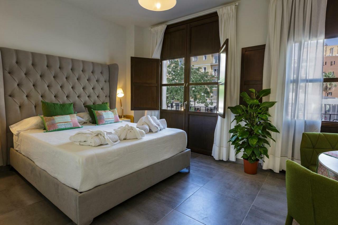 Apartamentos El Marques Málaga Kültér fotó