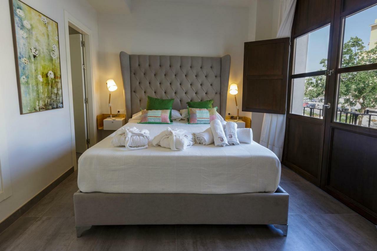 Apartamentos El Marques Málaga Kültér fotó